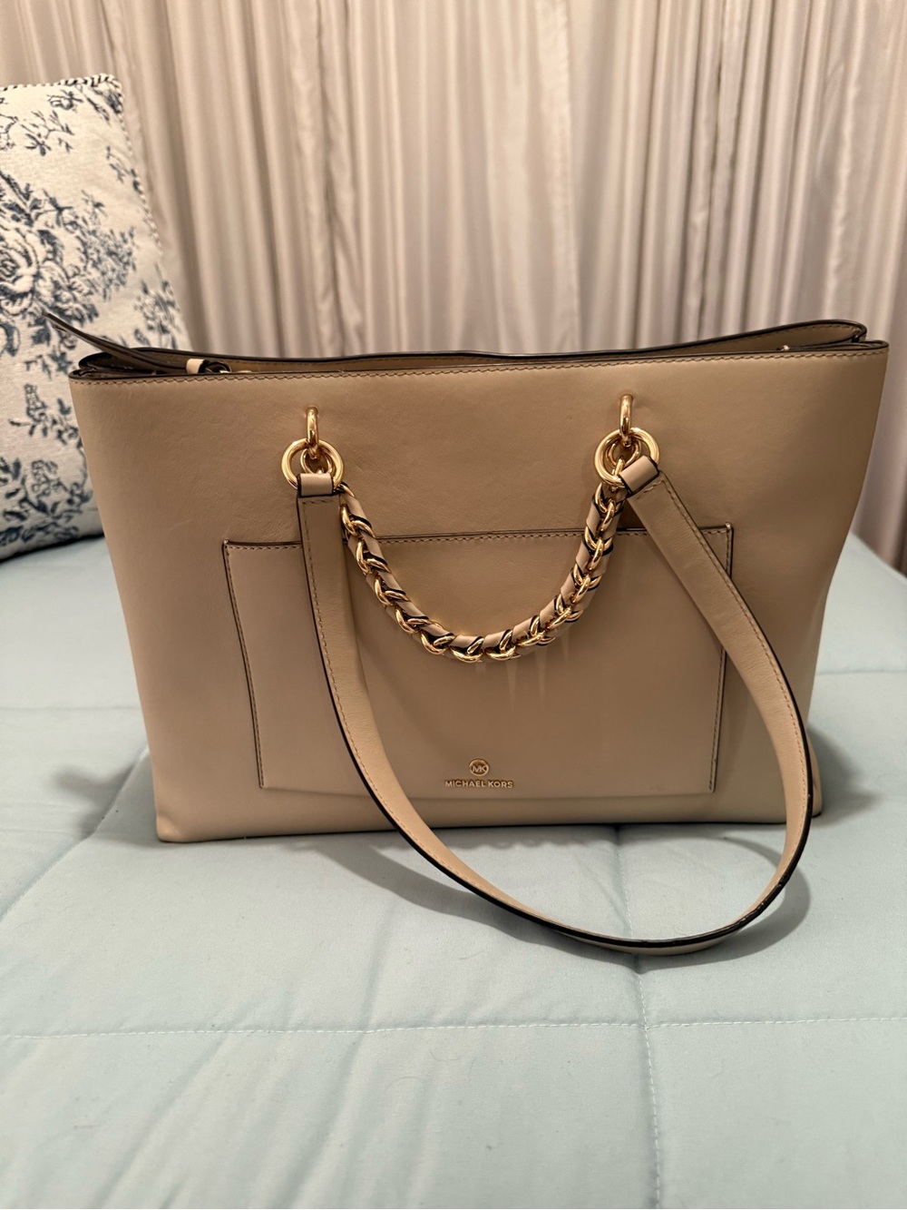 Luxe Leather Beige Michael Kors Tote with Gold Chain Accent